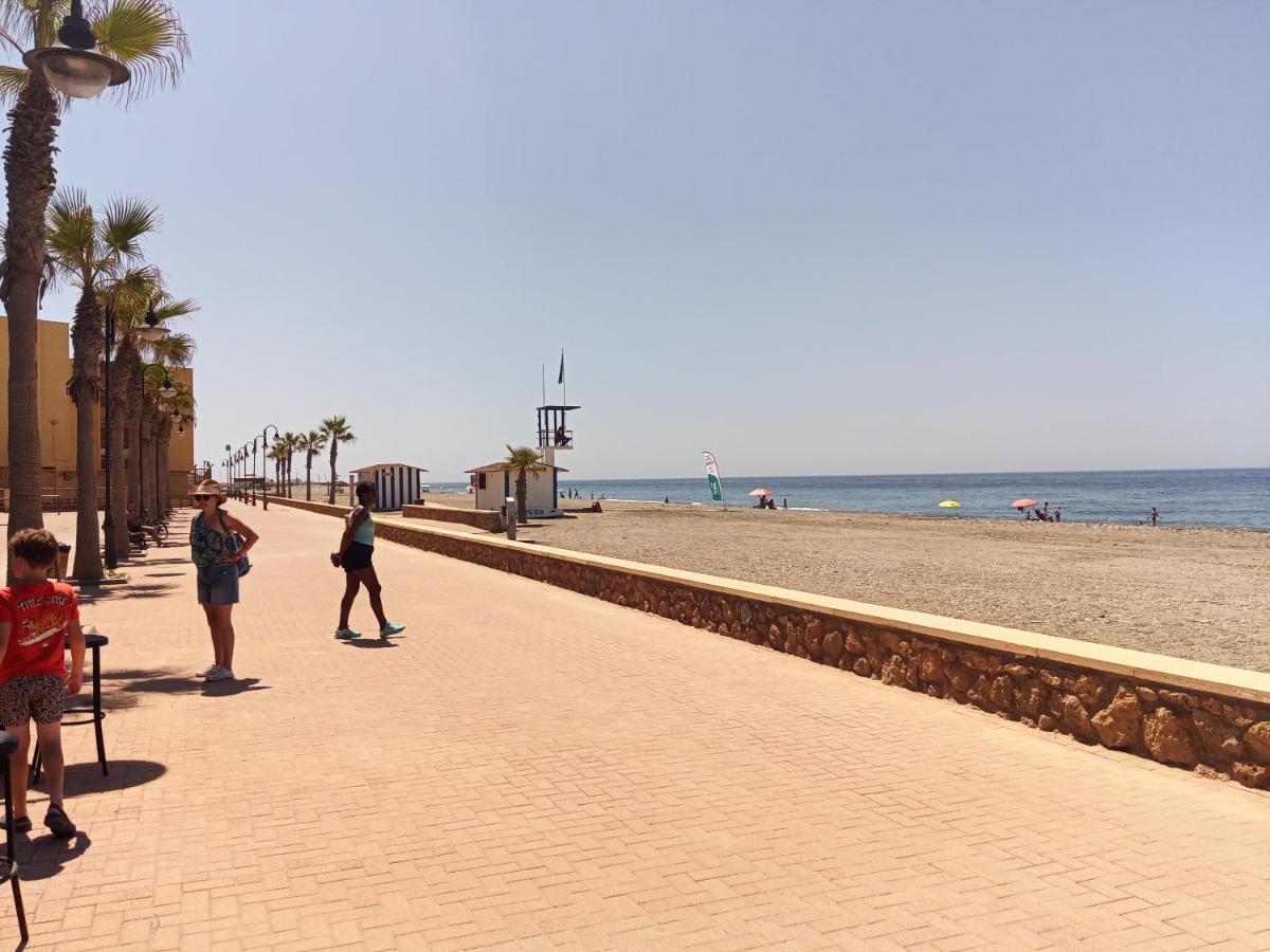Villa Tranquila casa frente al mar Adra Exterior foto